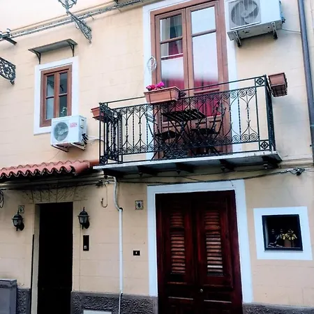 Casa Professa 2 *